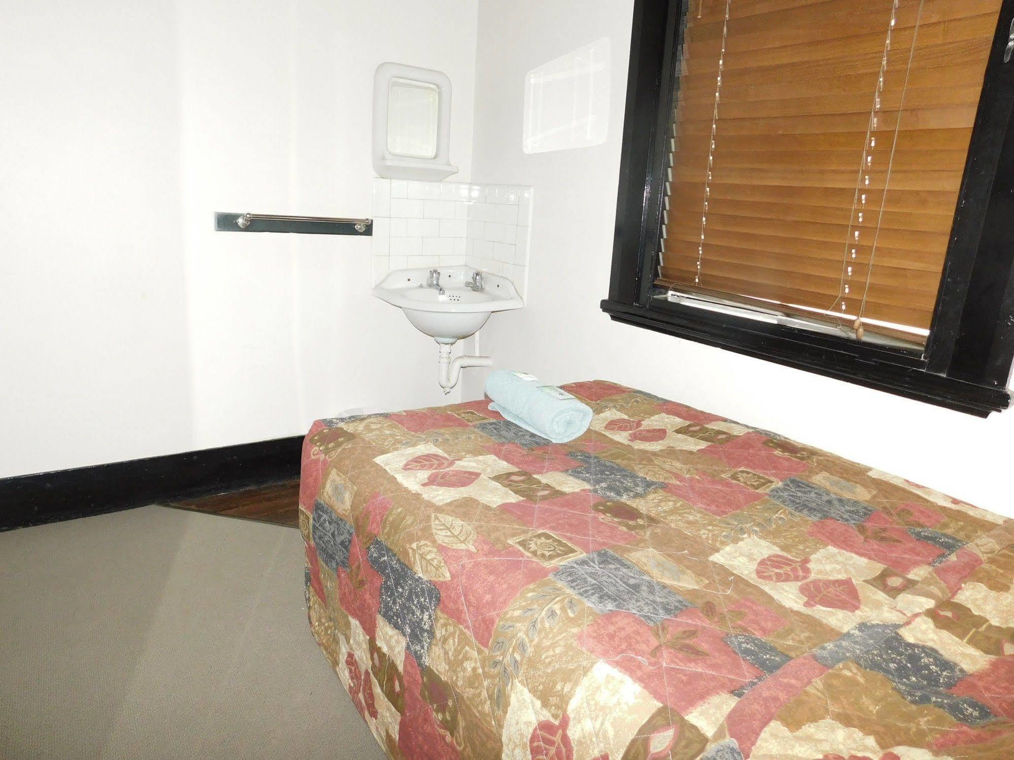 Royal Hotel-Motel Moree Bagian luar foto