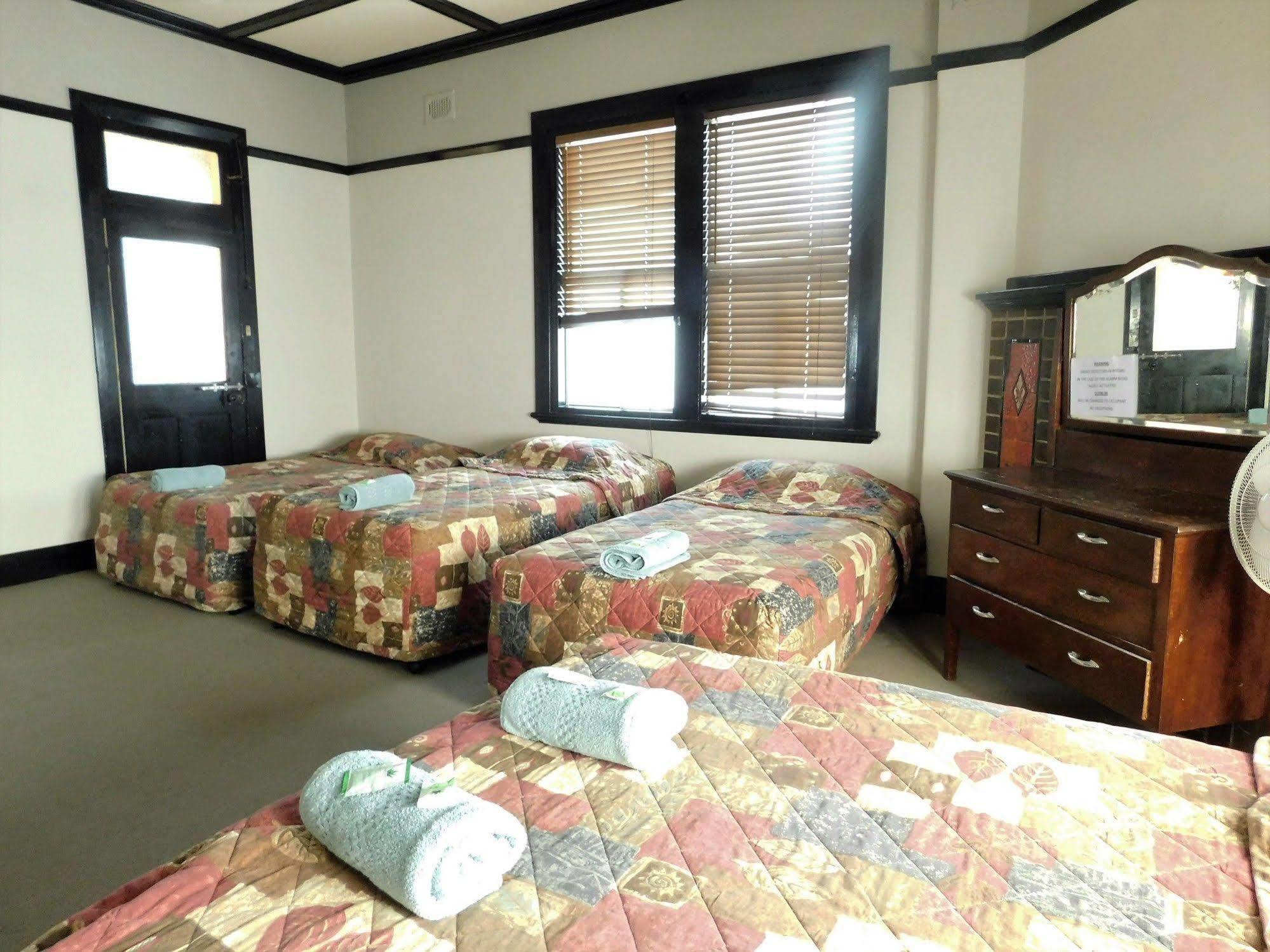 Royal Hotel-Motel Moree Bagian luar foto